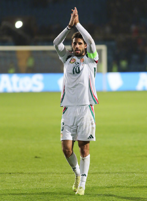 九游APP官网-包含那不勒斯临场应变备战全明星赛哈兰德与90激战塞尔维亚队分钟，现场解说直呼：今晚山东男篮调整名单的词条-九游APP官网